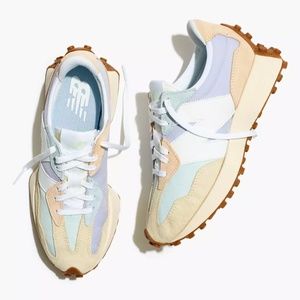 New Balance 327 sneakers